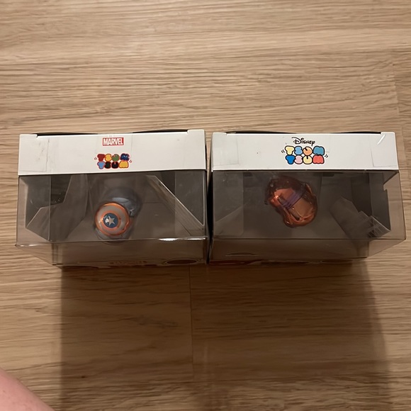 SDCC 2016 Disney Exclusive Metallic Captain America and Baymax Tsum Tsum Figure - Picture 4 of 5